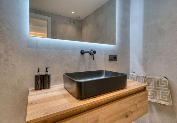 Image No.22-3 Bed Apartment for sale