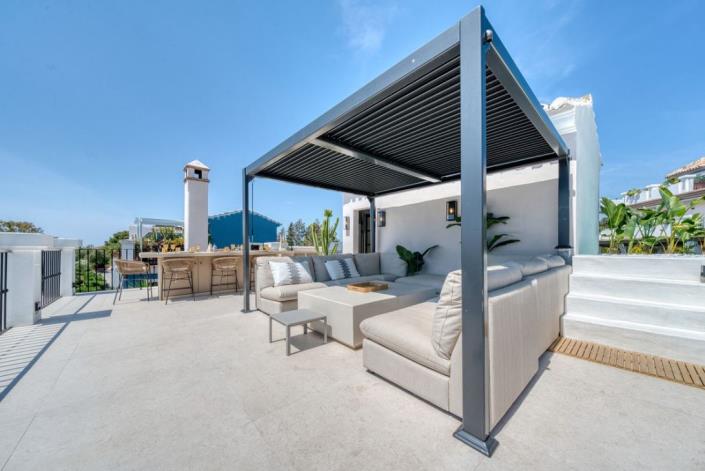 Image No.50-4 Bed Townhouse for sale