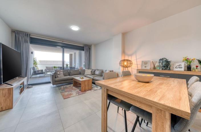 Image No.5-2 Bed Apartment for sale