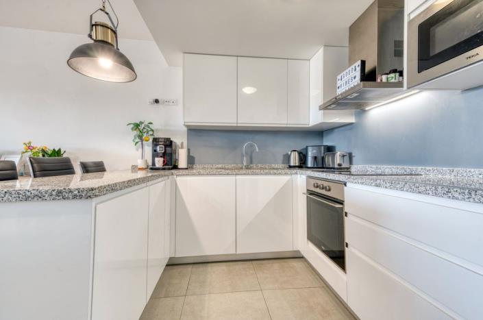 Image No.13-2 Bed Apartment for sale