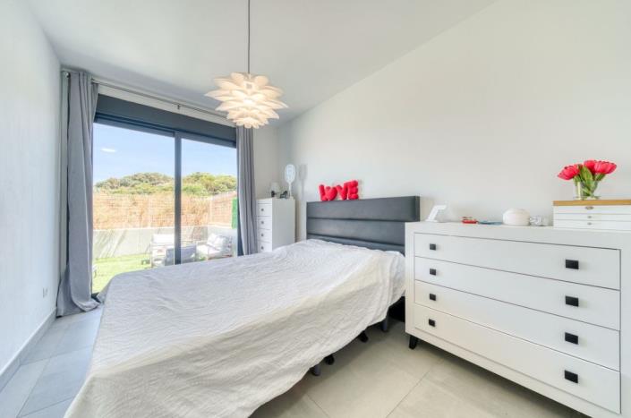 Image No.16-2 Bed Apartment for sale