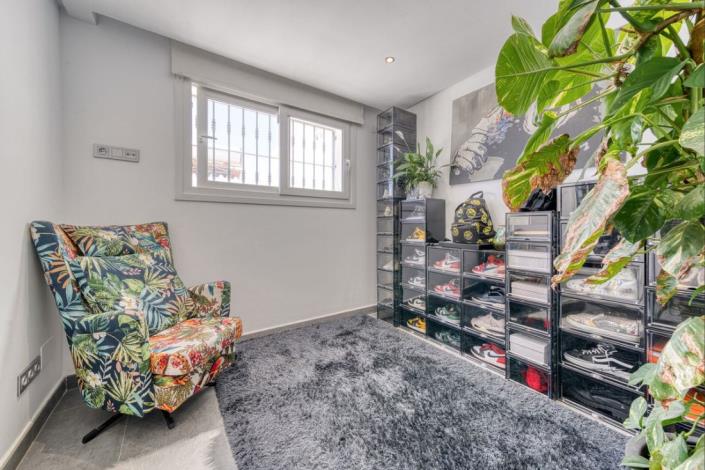 Image No.24-5 Bed Villa for sale