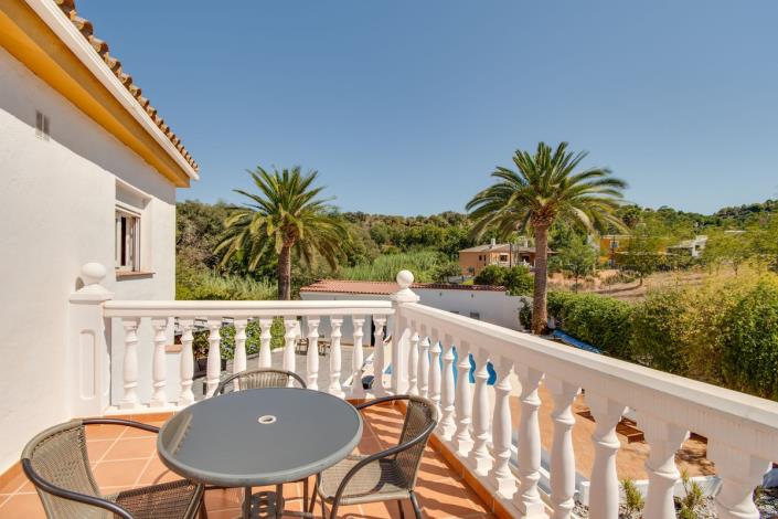 Image No.32-5 Bed Villa for sale