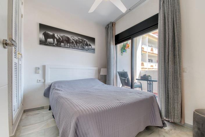 Image No.25-2 Bed Apartment for sale