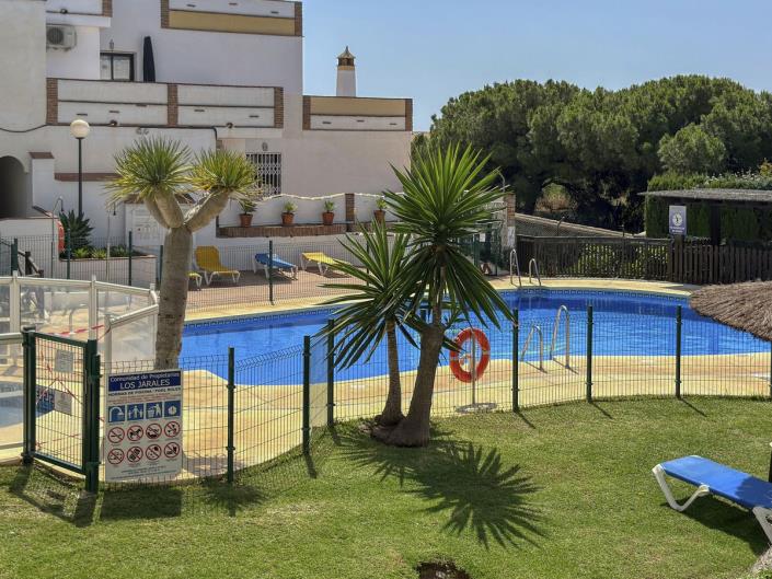 Image No.33-2 Bed Apartment for sale