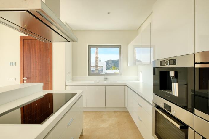 Image No.12-4 Bed Villa for sale