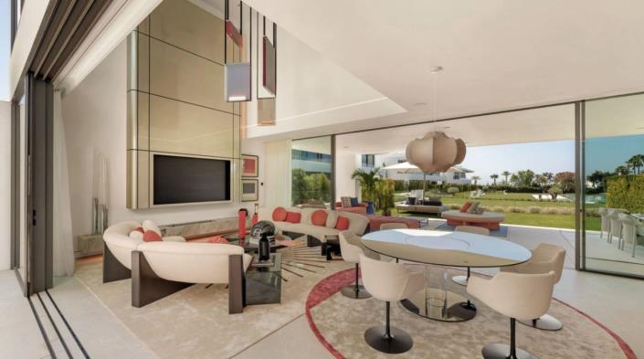 Image No.24-4 Bed Villa for sale