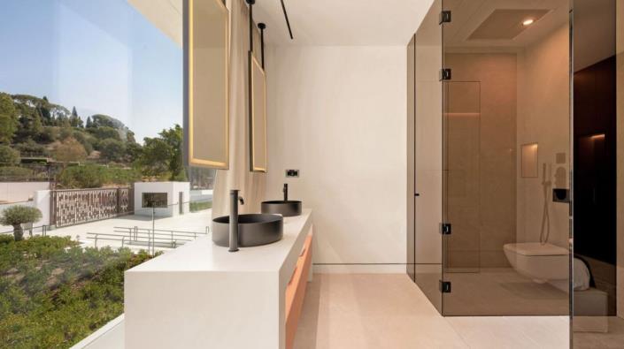 Image No.32-4 Bed Villa for sale