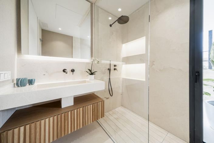 Image No.7-3 Bed Apartment for sale