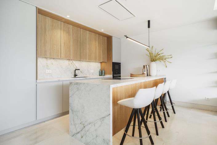 Image No.15-3 Bed Apartment for sale