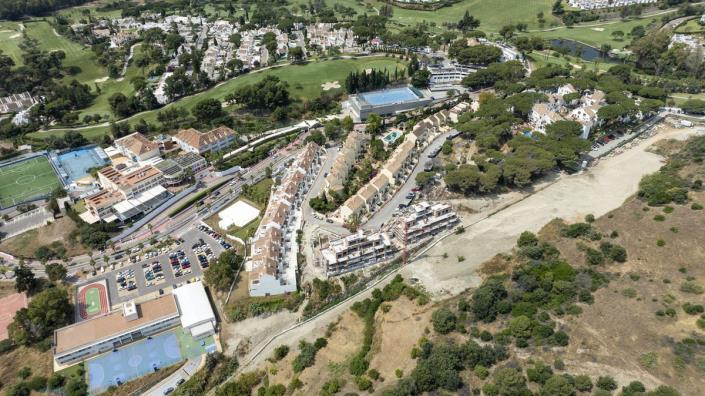 Image No.40-3 Bed Apartment for sale