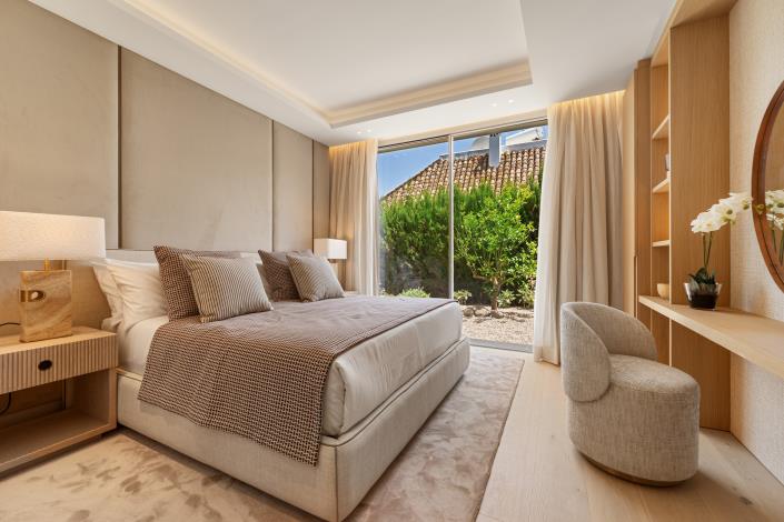 Image No.7-5 Bed Villa for sale