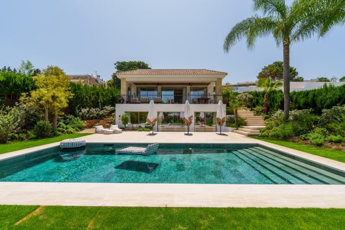 Image No.12-5 Bed Villa for sale