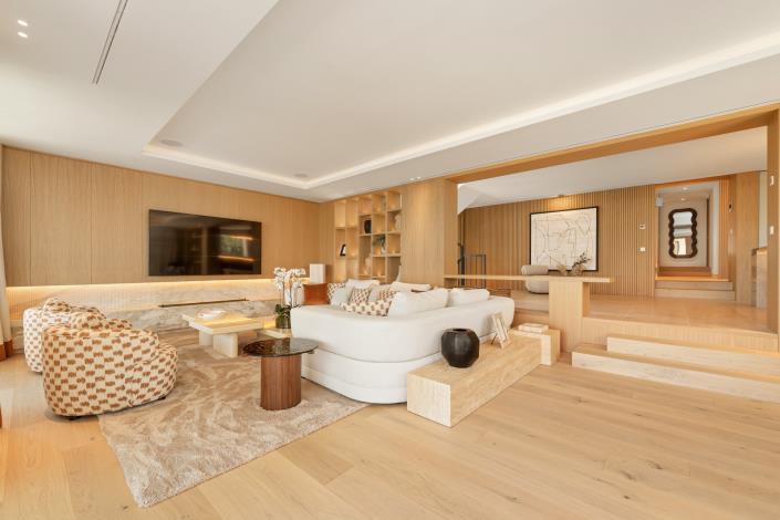 Image No.17-5 Bed Villa for sale