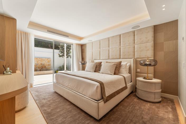 Image No.18-5 Bed Villa for sale