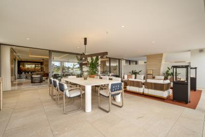 2a4d541d-b3b6-402e-8b8e-173483aec129