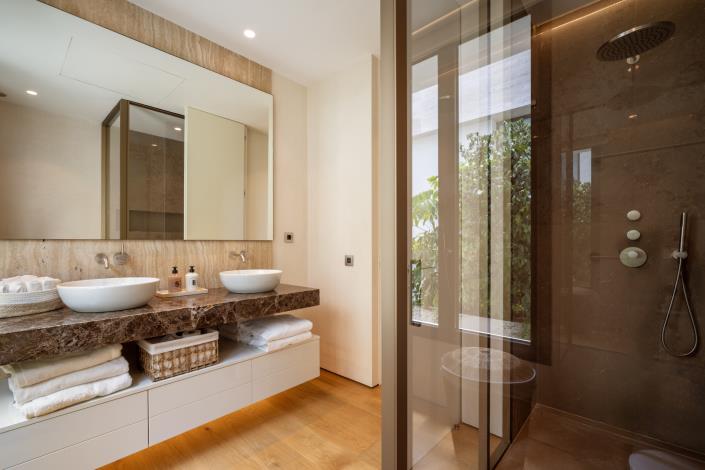 Image No.13-5 Bed Duplex for sale