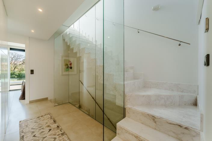 Image No.18-5 Bed Semi-Detached for sale