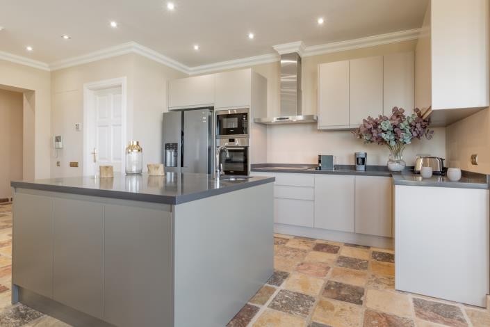 Image No.23-11 Bed Villa for sale