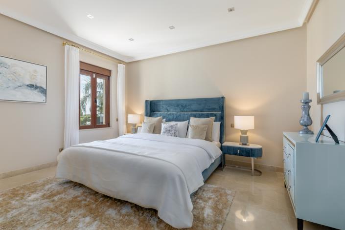 Image No.24-11 Bed Villa for sale