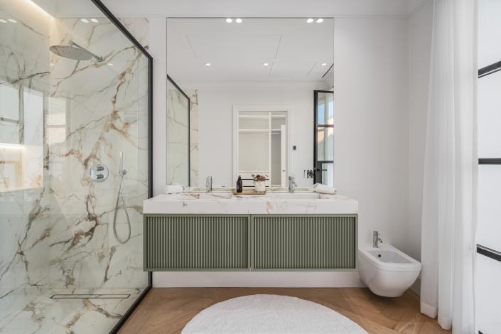 Image No.28-4 Bed Villa for sale