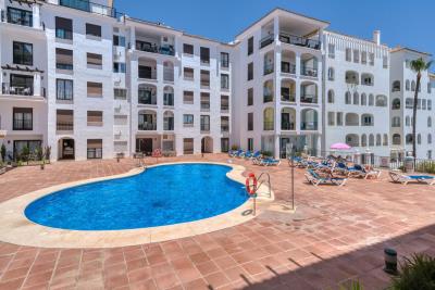 11-20939a0134ad724a8cb2a801094d15a4