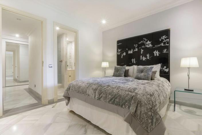 Image No.9-3 Bed Apartment for sale