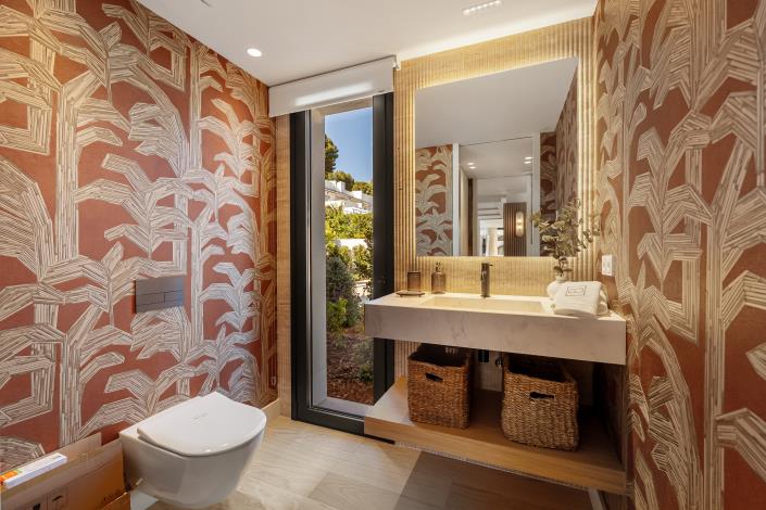 Image No.10-6 Bed Villa for sale