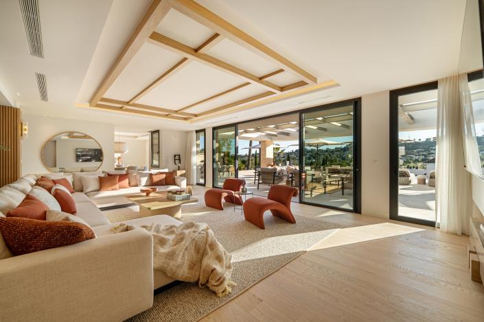 Image No.26-6 Bed Villa for sale