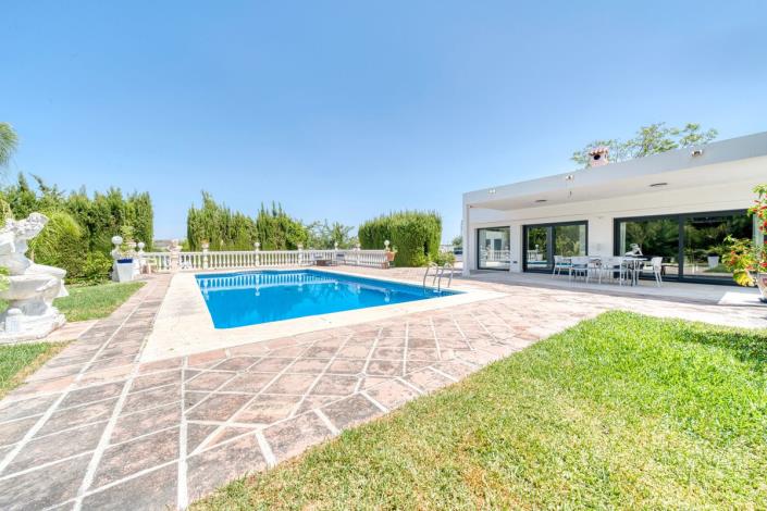Image No.4-4 Bed Villa for sale