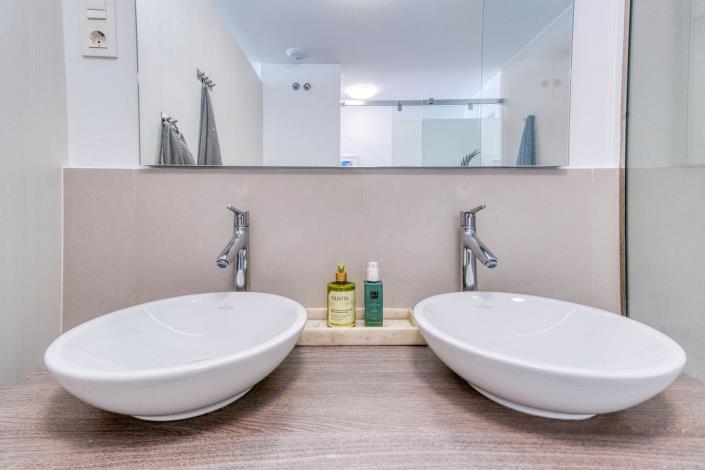 Image No.30-2 Bed Apartment for sale