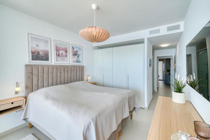 Image No.32-2 Bed Apartment for sale