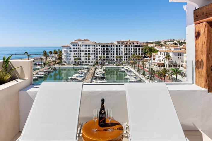 Image No.18-4 Bed Penthouse for sale