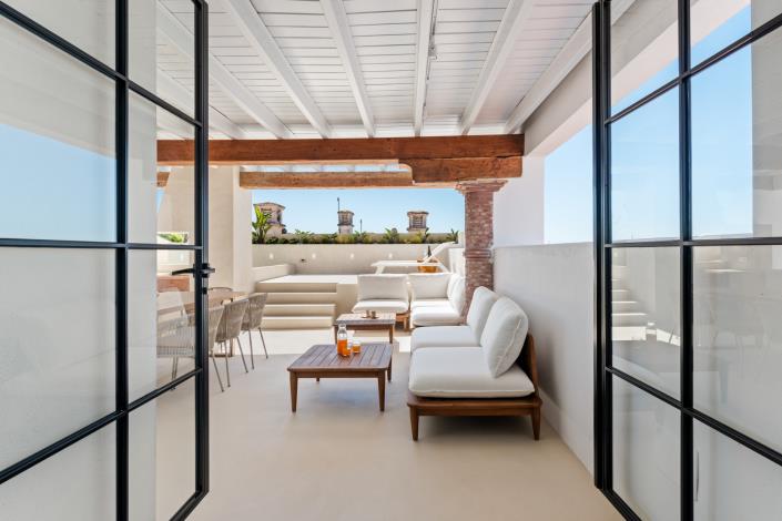 Image No.26-4 Bed Penthouse for sale