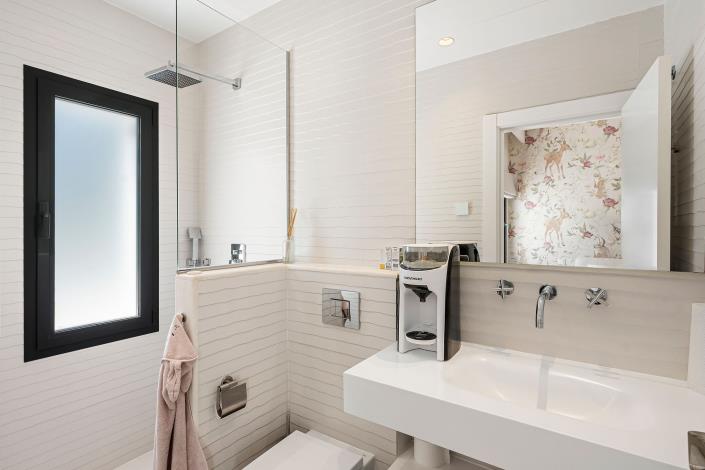 Image No.28-5 Bed Villa for sale