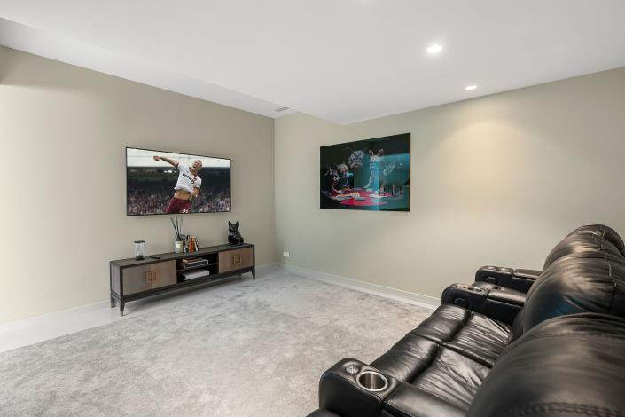 Image No.51-5 Bed Villa for sale