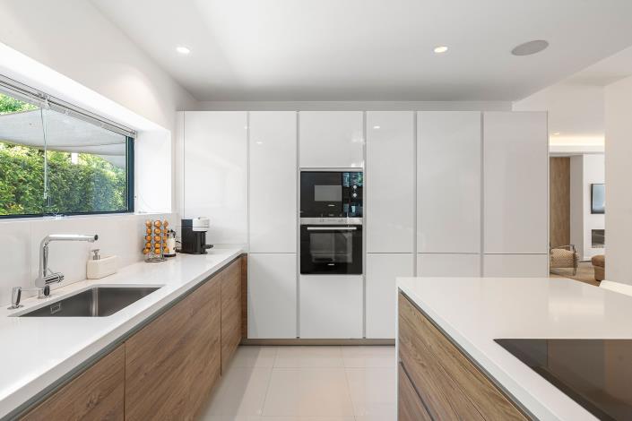 Image No.54-5 Bed Villa for sale