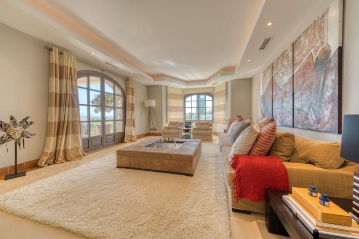 Image No.16-5 Bed Villa for sale