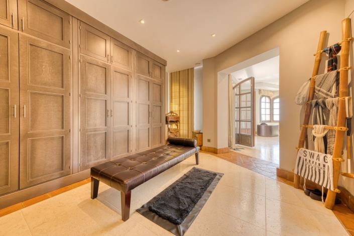 Image No.23-5 Bed Villa for sale