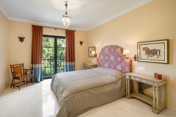 Image No.8-4 Bed Villa for sale