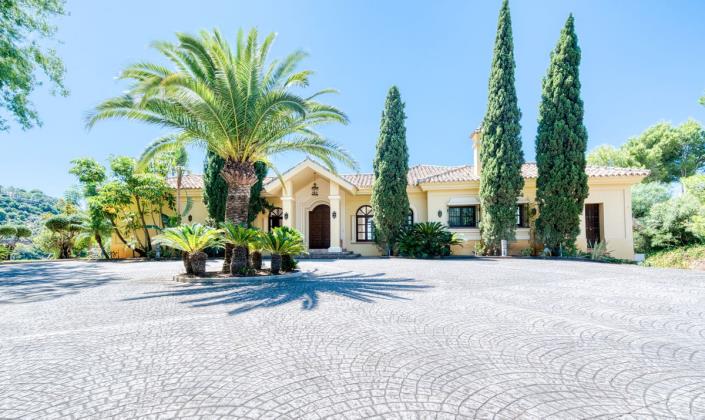 Image No.8-6 Bed Villa for sale