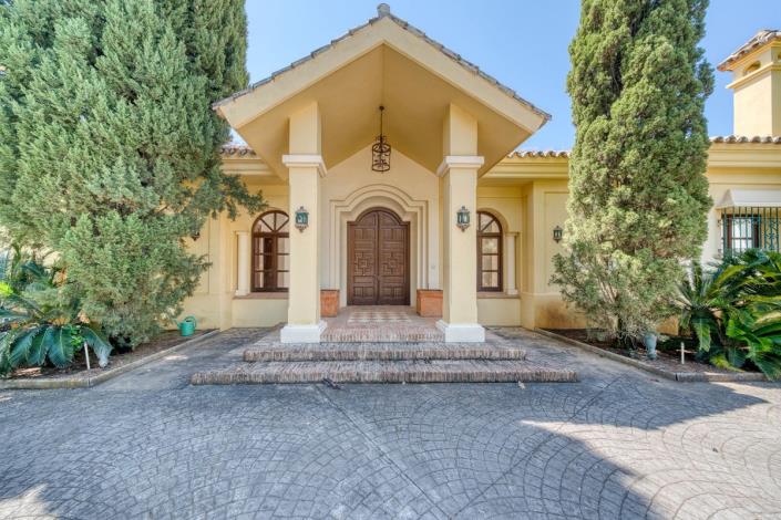 Image No.19-6 Bed Villa for sale