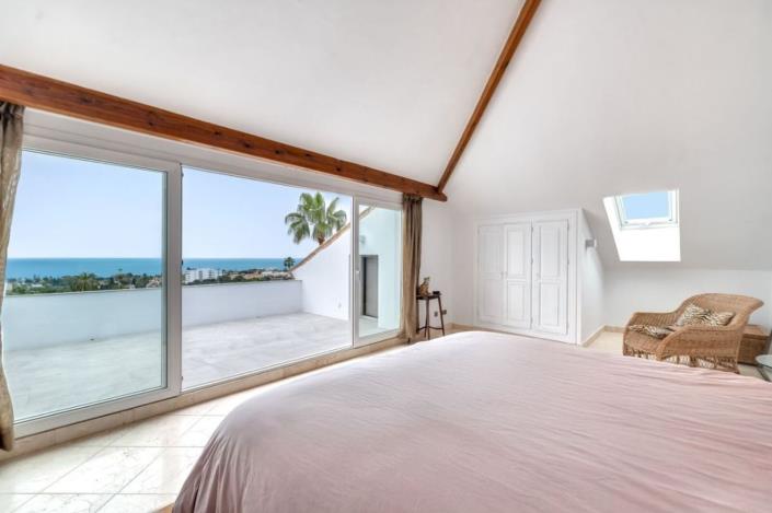 Image No.20-4 Bed Villa for sale