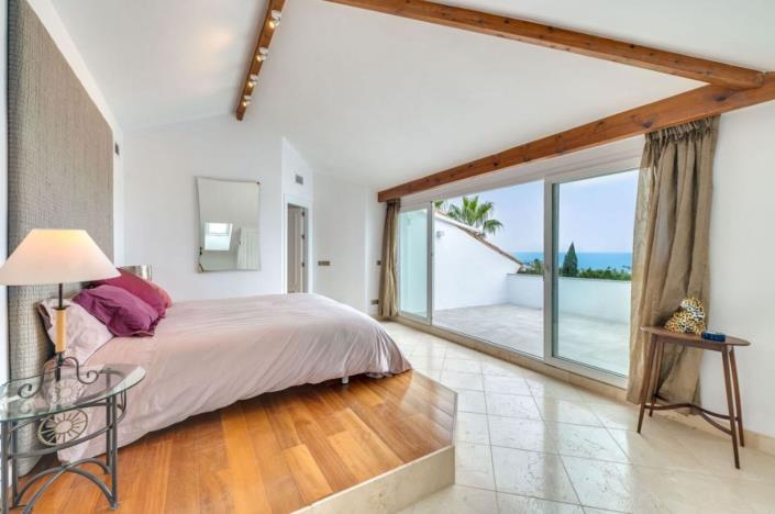 Image No.22-4 Bed Villa for sale