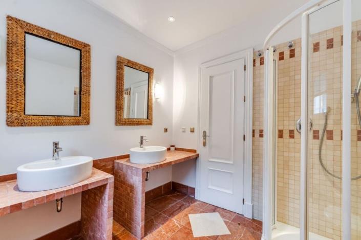 Image No.31-4 Bed Villa for sale