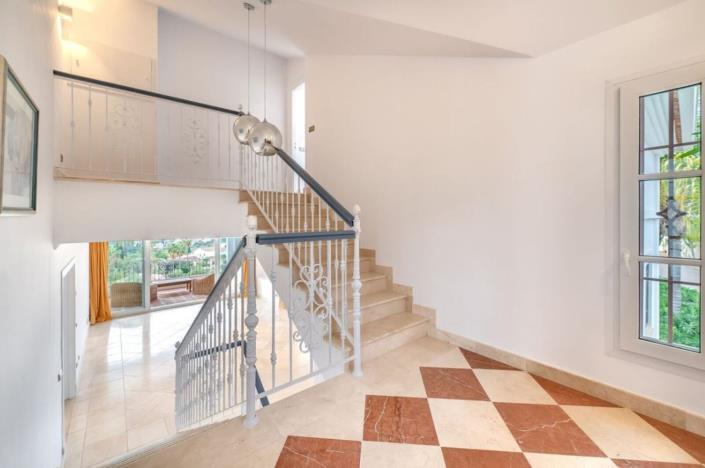 Image No.40-4 Bed Villa for sale