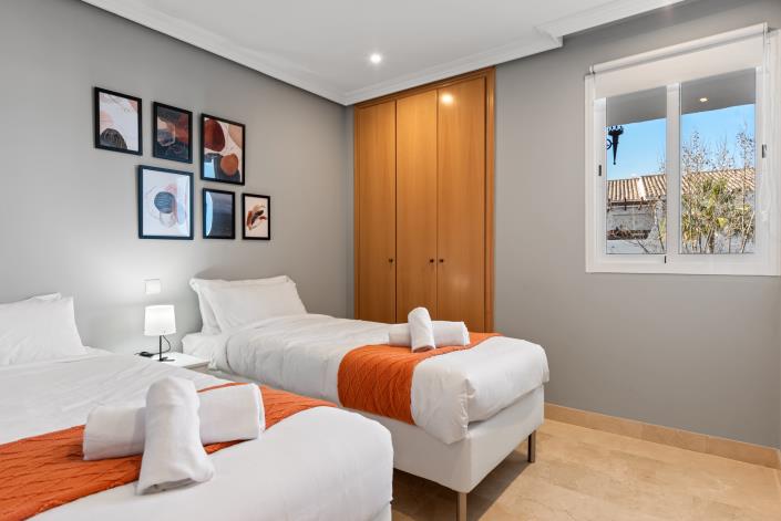 Image No.11-2 Bed Apartment for sale