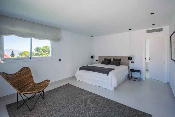 Image No.32-4 Bed Villa for sale