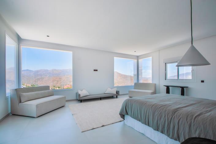 Image No.40-4 Bed Villa for sale