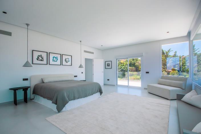 Image No.44-4 Bed Villa for sale